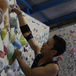 �̌����i04